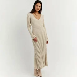 Jurken & Jumpsuits Dames*ABIGAIL - Luchtige gebreide maxi zomerjurk