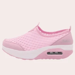 Damesschoenen*Ademende zomerse damessneakers met sleehak