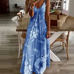 Jurken & Jumpsuits Dames*AINO - Zomerse Bloemenjurk met V-hals