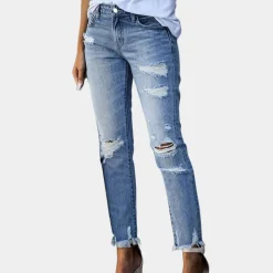 Broeken & Rokken Dames*Aldina - Casual gescheurde damesjeans voor de zomer Blauw