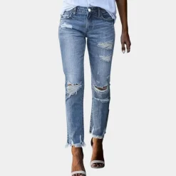 Broeken & Rokken Dames*Aldina - Casual gescheurde damesjeans voor de zomer Blauw