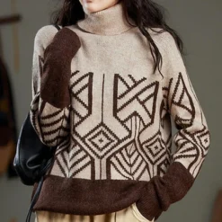 Truien & Vesten Dames*ALOHA - Modieuze Zomerse Coltrui voor Dames Khaki