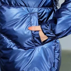 Jassen Dames*Amelia - Comfortabele damesjas met warme capuchon