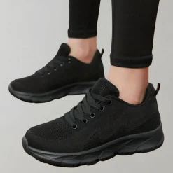 Damesschoenen*Atti - Ademende zomerse wandelschoenen Zwart