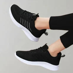 Damesschoenen*Avara - Lichtgewicht zomerse wandelschoenen