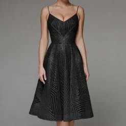 Jurken & Jumpsuits Dames*Blanca - Modieuze Zomerjurk met Elegante Open Rug