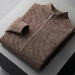 Truien & Vesten Heren*BOJAN - Stijlvol Luchtig Vest voor Heren voor de Zomer