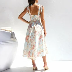 Jurken & Jumpsuits Dames*BRIA - Modieuze zomerse gebloemde midi-jurk