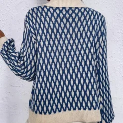 Truien & Vesten Dames*Bronwen - Trendy dames trui met kraag detail voor de lente en zomer Blauw