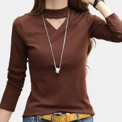 Topjes & Shirts Dames*Callista - Luchtig Zomershirt met Stijlvolle V-Halslijn voor Vrouwen