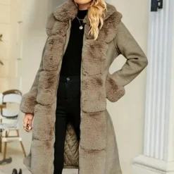 Jassen Dames*CHRISTINE - Comfortabele Plush Mantel voor Dames Bruin