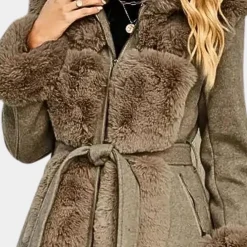 Jassen Dames*CHRISTINE - Comfortabele Plush Mantel voor Dames Bruin