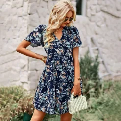 Jurken & Jumpsuits Dames*CLIODHNA - Zomerse gebloemde mini jurk