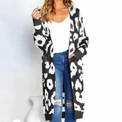 Truien & Vesten Dames*CLOTHILDE - Stijlvol Lang Dames Vest met Luipaardprint voor Zomeravonden