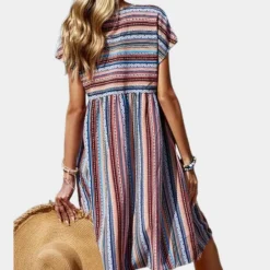 Jurken & Jumpsuits Dames*Comfortabele gestreepte zomerjurk voor dames