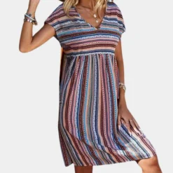 Jurken & Jumpsuits Dames*Comfortabele gestreepte zomerjurk voor dames