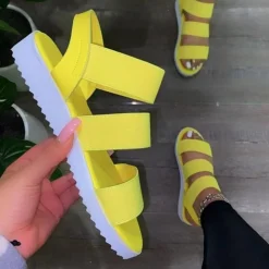 Damesschoenen*Comfortabele zomersandalen met bandjes voor dame