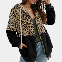 Jassen Dames*Damescapuchon met luipaardprint - Zomerse Stijl