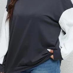 Truien & Vesten Dames*Deni - Minimalistisch en Comfortabel Dames Zomersweatshirt Marineblauw