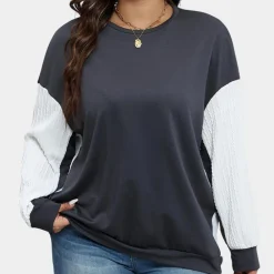 Truien & Vesten Dames*Deni - Minimalistisch en Comfortabel Dames Zomersweatshirt Marineblauw