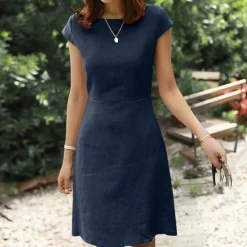 Jurken & Jumpsuits Dames*Effen en modieuze damesjurk voor de zomer