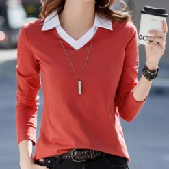 Topjes & Shirts Dames*Elaina - Stijlvol T-shirt met korte mouwen voor de vrouw, perfect voor de zomer