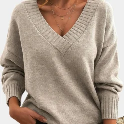 Truien & Vesten Dames*Elegante damestrui met v-hals voor de zomer