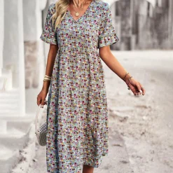 Jurken & Jumpsuits Dames*EMERY - Zomerse gebloemde midi-jurk