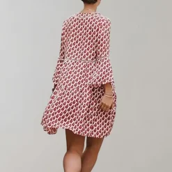 Jurken & Jumpsuits Dames*Emilie - Stijlvolle damesjurk voor de zomer Rood