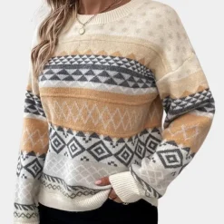 Truien & Vesten Dames*Emilija - Stijlvolle gebreide trui voor dames Beige