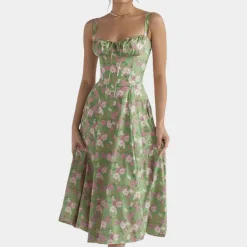 Jurken & Jumpsuits Dames*Emma - Zomerse gebloemde damesjurk met spaghettibandjes