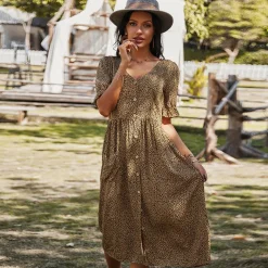 Jurken & Jumpsuits Dames*EVERLEIGH - Zomerse midi-jurk met knopen