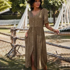 Jurken & Jumpsuits Dames*EVERLEIGH - Zomerse midi-jurk met knopen