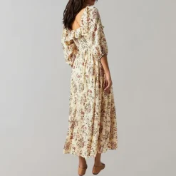 Jurken & Jumpsuits Dames*Fie - Zomerse gebloemde midi-jurk met ruches