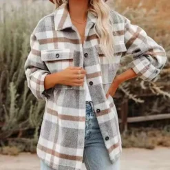 Jassen Dames*Florentina - Comfortabele en stijlvolle geruite damesjas voor de zomer