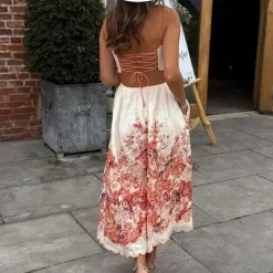 Jurken & Jumpsuits Dames*Isabella - Elegante Zomer Halterjurk met Verfijnde A-lijn en Mouwloos Design