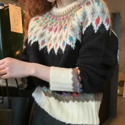 Truien & Vesten Dames*JADIRA - Klassieke Trui voor Dames Zwart