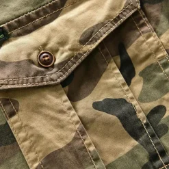 Shirts Heren*Jakub - Stijlvol en comfortabel camouflageoverhemd voor heren, perfect voor de lente en zomer.