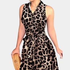 Jurken & Jumpsuits Dames*Jolanta - Luchtige zomerse damesjurk met abstracte print