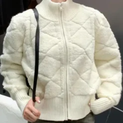 Truien & Vesten Dames*JOVANAE - Veelzijdig Zomervest voor Dames Wit