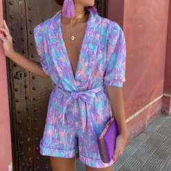 Jurken & Jumpsuits Dames*KAHLANI - Stijlvolle v-hals zomer romper