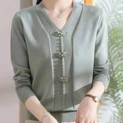 Truien & Vesten Dames*Katiya - Elegante v-hals zomertrui voor dames Lichtgroen