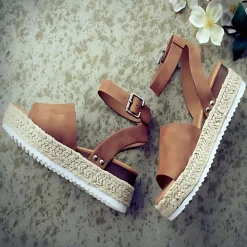 Damesschoenen*KATOKA - Stijlvolle zomersandalen voor vrouwen