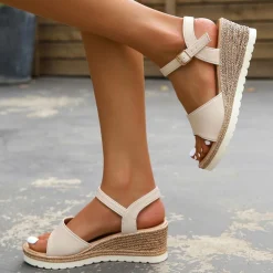 Damesschoenen*KIANA - Zomerse casual sleehak sandalen
