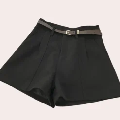 Broeken & Rokken Dames*Klaras - Stijlvolle zomershort voor dames met wijde pijpen