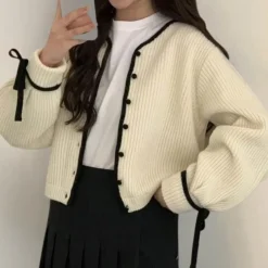 Truien & Vesten Dames*LAVANDA - Gebreid Damesvest met een Retro Twist voor de Zomer