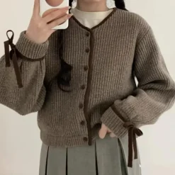 Truien & Vesten Dames*LAVANDA - Gebreid Damesvest met een Retro Twist voor de Zomer