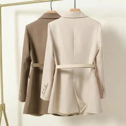 Jassen Dames*LISA - Luchtige lange blazer met riem voor dames, perfect voor de zomer