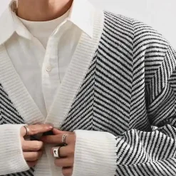 Truien & Vesten Heren*MADISON - Casual Gebreid Zomervest voor Heren Zwart