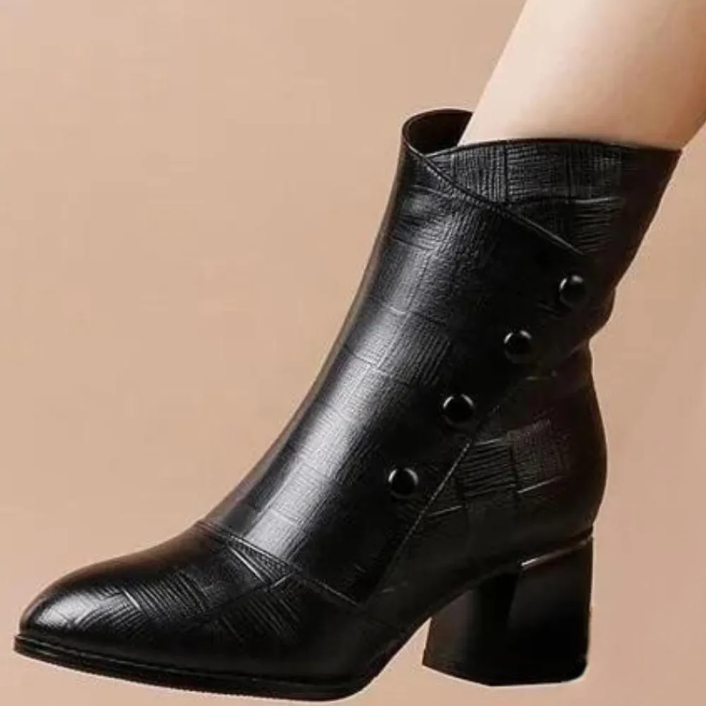 Damesschoenen*Marka - Modieuze zomerse dameslaarzen met hak Zwart